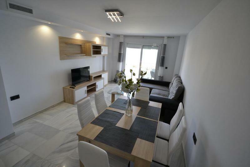 Apartamento Arena Beach Estepona Ngoại thất bức ảnh