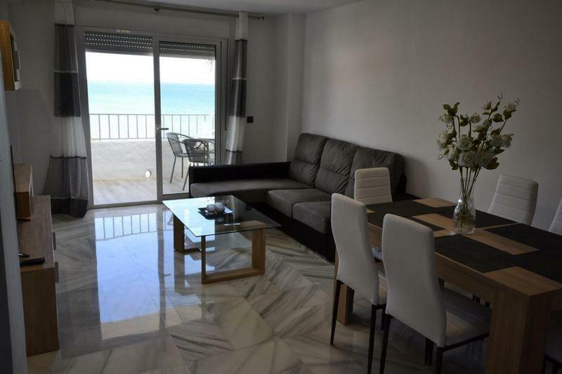 Apartamento Arena Beach Estepona Ngoại thất bức ảnh