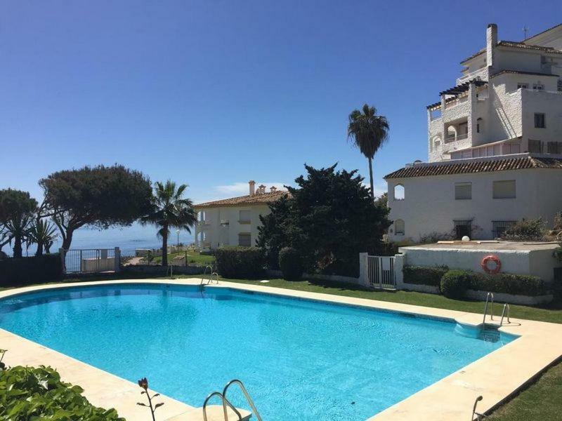 Apartamento Arena Beach Estepona Ngoại thất bức ảnh