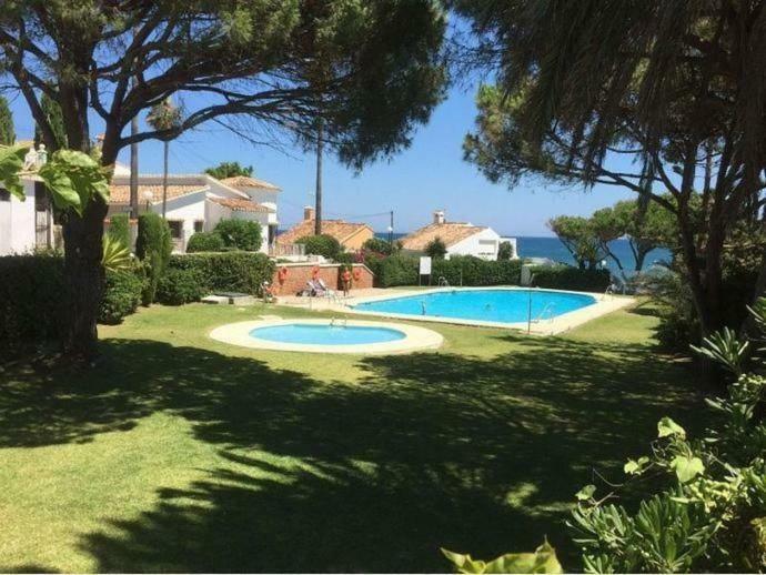 Apartamento Arena Beach Estepona Ngoại thất bức ảnh
