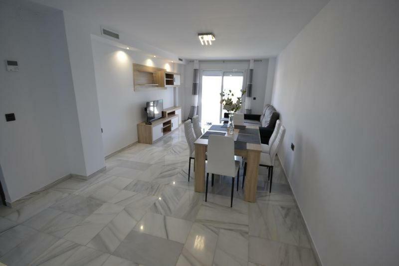 Apartamento Arena Beach Estepona Ngoại thất bức ảnh